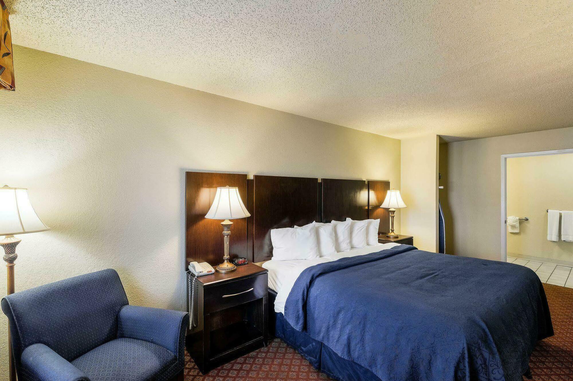 Quality Inn & Suites Abilene Exterior foto