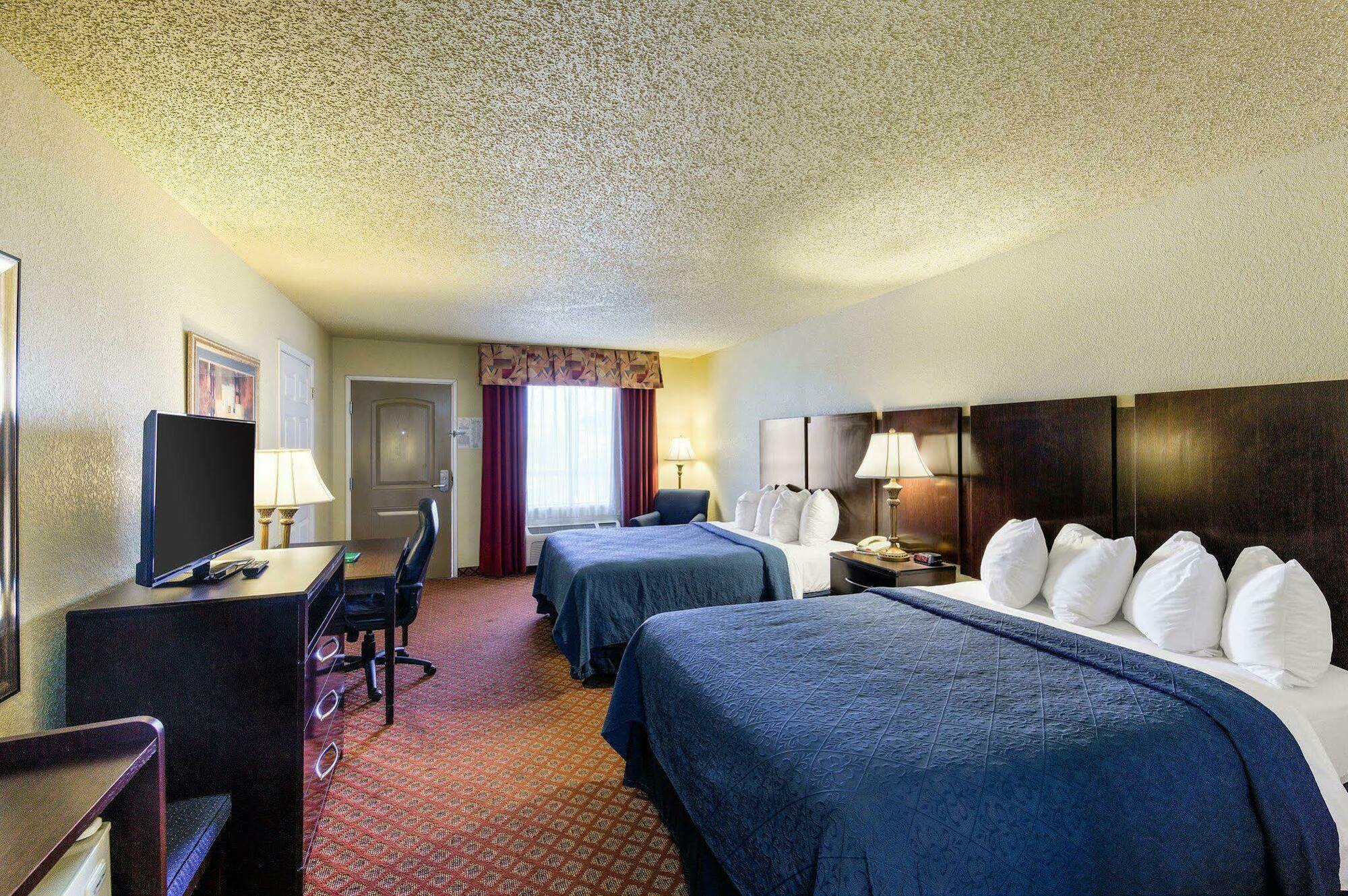 Quality Inn & Suites Abilene Exterior foto